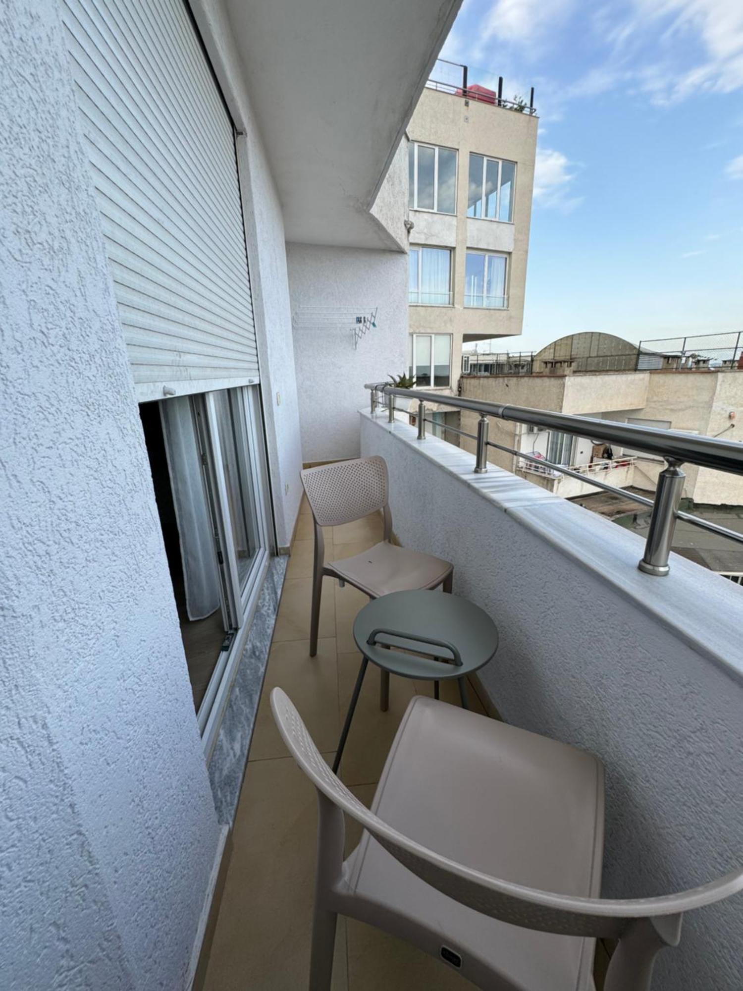 Port View Apartment 2 Durrës Exterior foto